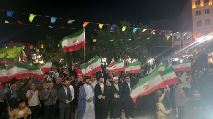 تصاویر/ شب هفتادم قرار مردم شهرستان بهارستان