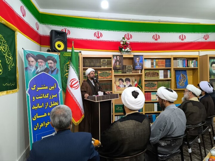 تصاویر / تجلیل از اساتید مدارس علمیه خواهران خرمدره، ابهر و هیدج