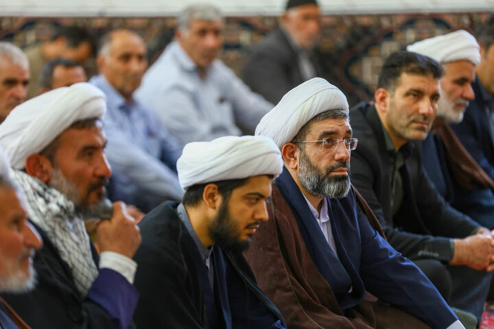تصاویر /  حضور و سخنرانی نماینده ولی‌فقیه در آذربایحان‌شرقی در جمع اهالی شهر کلوانق