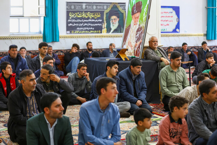 تصاویر /  حضور و سخنرانی نماینده ولی‌فقیه در آذربایحان‌شرقی در جمع اهالی شهر کلوانق
