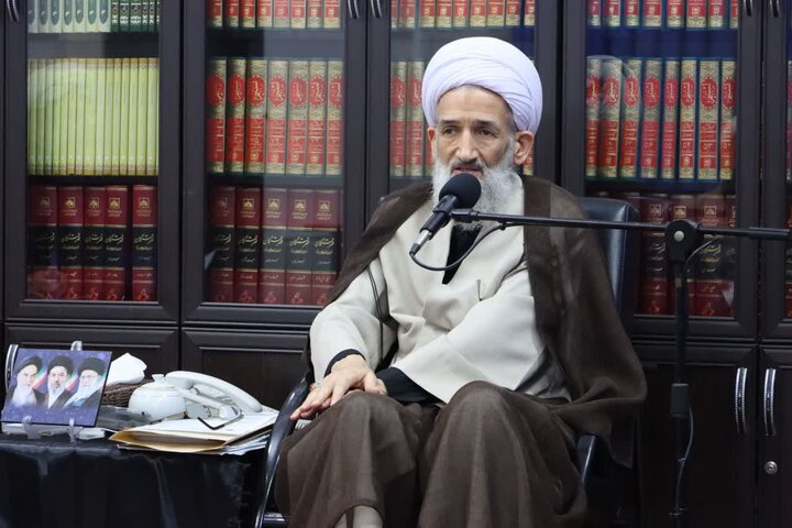 تصاویر/ دیدار هیأت رئیسه اتاق اصناف ساری با نماینده ولی فقیه در استان