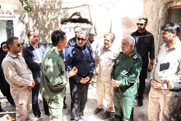 تصاویر| برگزاری رزمایش بزرگ گروه‌های جهادی در روستای بجد همزمان با هفته بسیج سازندگی