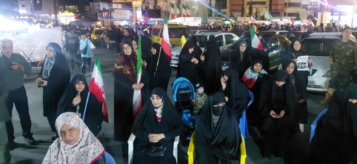 تصاویر/ برگزاری جلسات بازخوانی «اندیشه های رهبری شهید (ره)» در تجمعات مردمی آمل