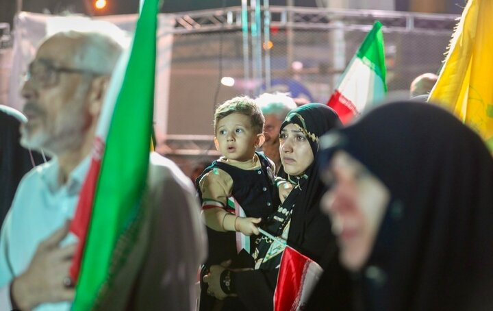 تصاویر/ اجتماع حمایت از وطن در میدان فاطمی