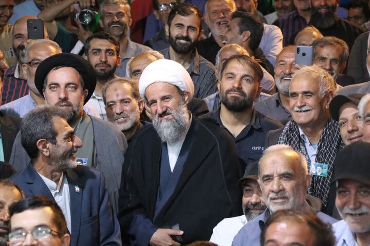تصاویر/ هفتاد و دومین شب راهپیمایی مردمی  در قرچک