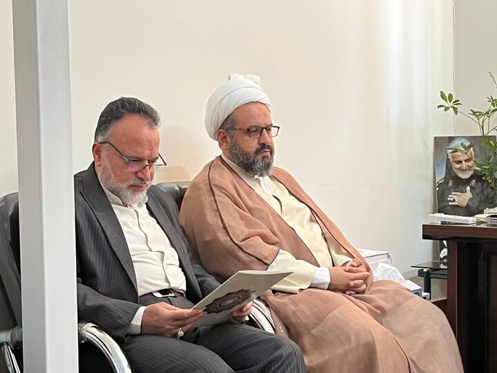 تصاویر/ امضای تفاهم نامه مدیریت حوزه علمیه کرمان با سازمان تبلیغات