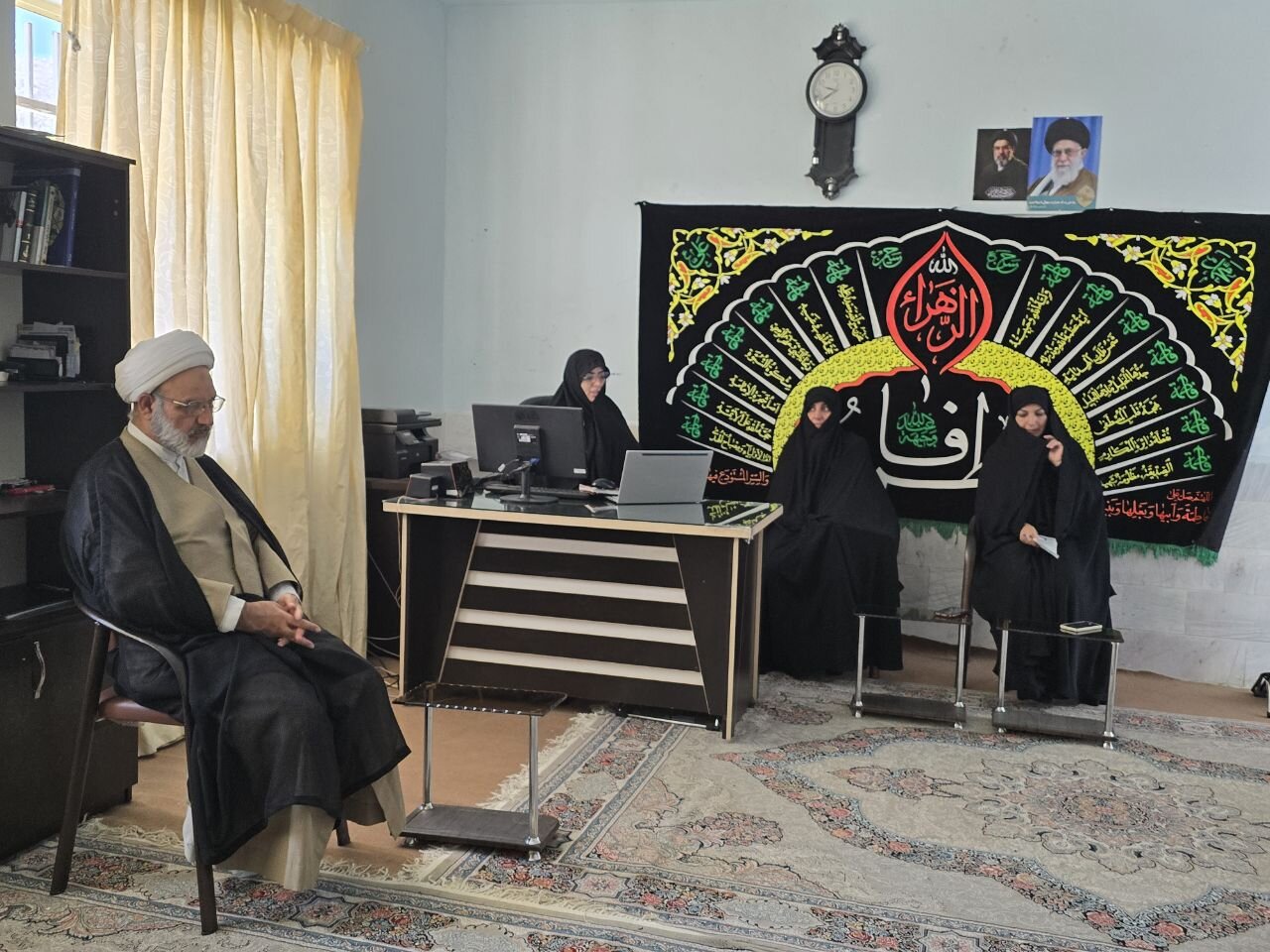 بازدید مدیر حوزه علمیه خواهران استان یزد از  مدرسه علمیه ام‌ابیها(س) تفت