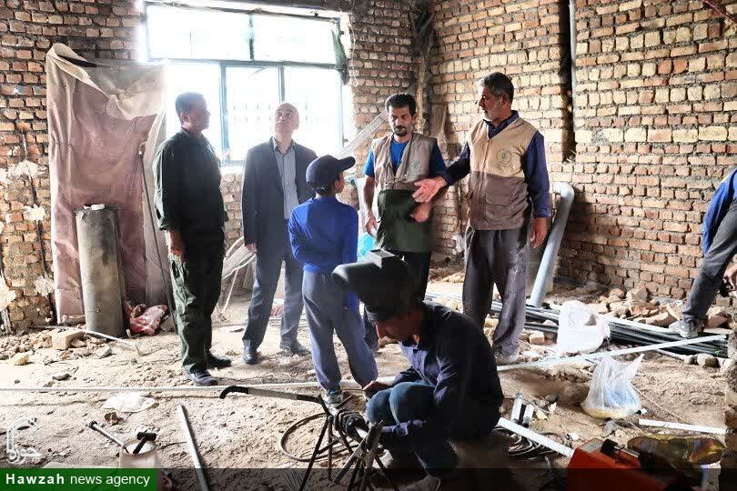 رزمایش جهادی طلاب در روستای بجد؛ خدمترسانی فرهنگی با حضور استاندار و فرمانده سپاه + عکس