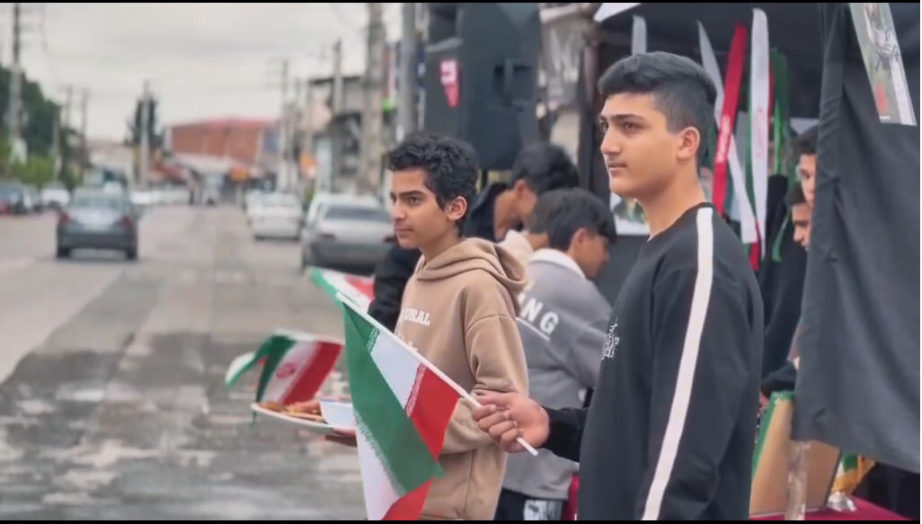 فیلم| برپایی موکب دانش آموزی در مصلّای شهر سیمرغ به یاد شهدای میناب