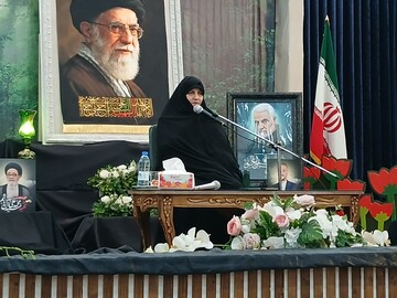 الگوی توسعه غربی در حوزه زن و خانواده به بن‌بست رسیده است