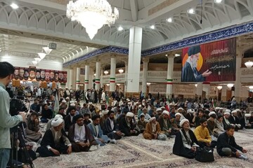 حضور پرشور علما و طلاب پاکستان مقیم قم در مراسم گرامیداشت امام خامنه‌ای(قدس سره)