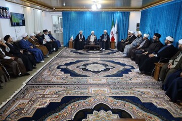تصاویر / جلسه جامعه روحانیت سرخ رود با حضور نماینده ولی فقیه در استان مازندران