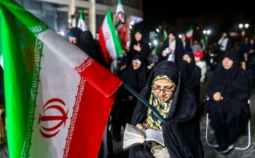 تصاویر/ اجتماع حمایت از وطن در منطقه ۱۲