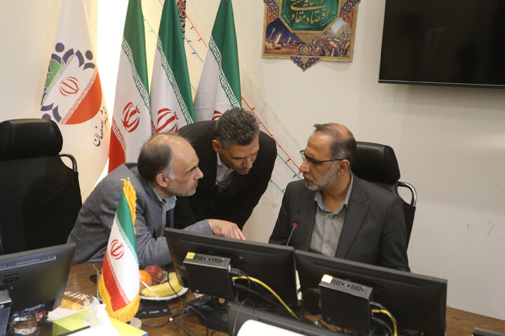 تصاویر / امضای تفاهم‌نامه همکاری آستان علوی با شهرداری اصفهان