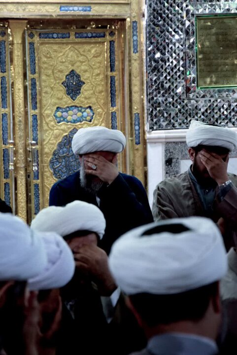 تصاویر/ هفتاد و یکمین شب از حماسه حضور مردم دارالشهدای آران وبیدگل در دفاع از وطن
