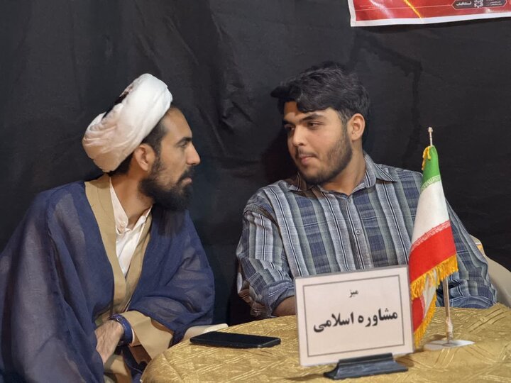 تصاویر/ فعالیت فرهنگی و تبلیغی موکب مدارس علمیه آیت اللّه اعتمادی در هفتادویکمین تجمعات شبانه