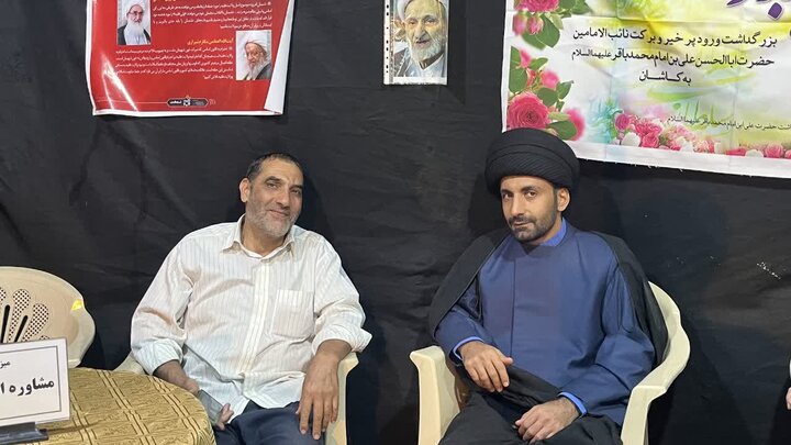 تصاویر/ فعالیت فرهنگی و تبلیغی موکب مدارس علمیه آیت اللّه اعتمادی در هفتادویکمین تجمعات شبانه