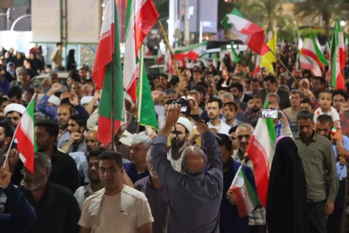 تصاویر/ هفتاد و یکمین شب از شب‌های حماسه انتقام خون رهبر شهید انقلاب در شهرستان بافق
