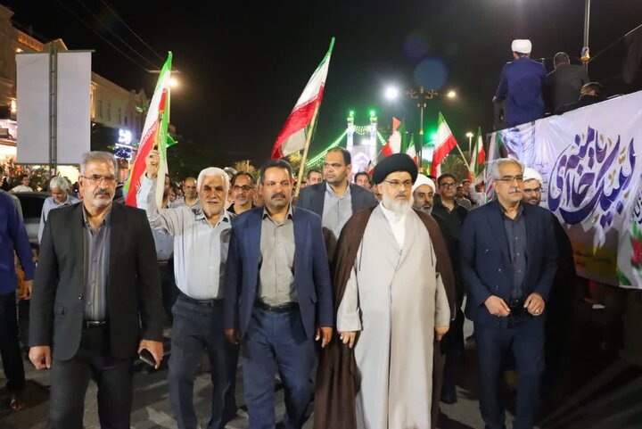 تصاویر/ هفتاد و یکمین شب از شب‌های حماسه انتقام خون رهبر شهید انقلاب در شهرستان بافق