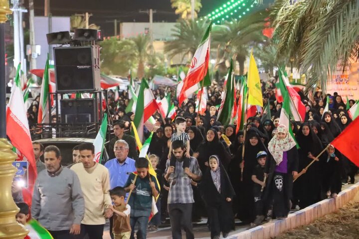 تصاویر/ هفتاد و یکمین شب از شب‌های حماسه انتقام خون رهبر شهید انقلاب در شهرستان بافق