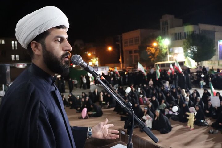 تصاویر/  هفتاد و یکمین شب از اقتدار و شکوه و عظمت مردم استوار ، انقلابی و با بصیرت شهر اشکذر
