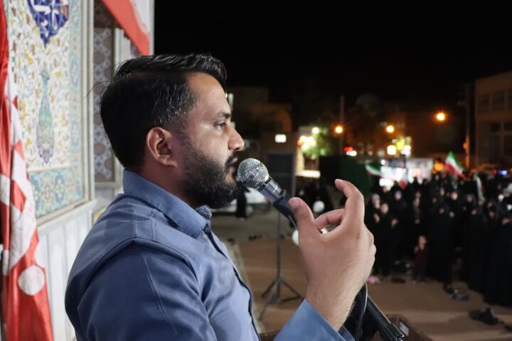 تصاویر/  هفتاد و یکمین شب از اقتدار و شکوه و عظمت مردم استوار ، انقلابی و با بصیرت شهر اشکذر