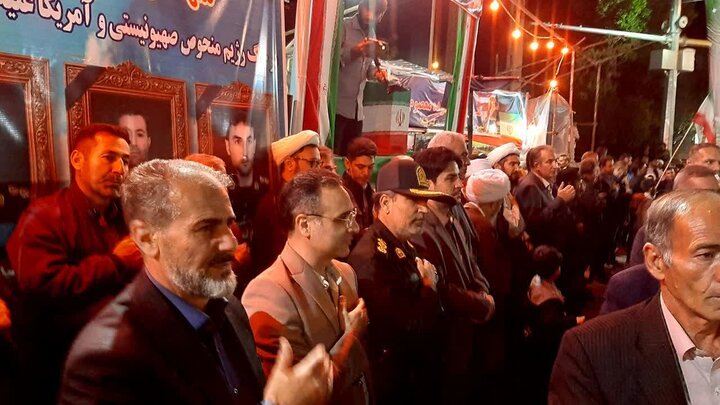 تصاویر/ هفتاد و یکمین شب متوالی؛ خشم مردم شهرستان شاهین دژ از جنایات صهیونیست‌ها و حمایت آمریکا