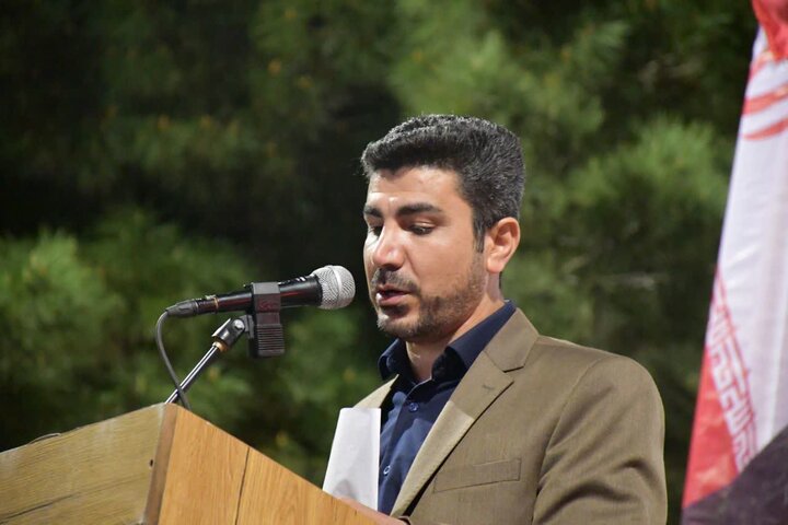 تصاویر/ حضور پرشور نسل جوان در هفتاد و یکمین تجمع حمایتی مردم شهرستان سلماس از نیروهای مسلح