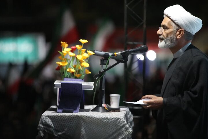 تصاویر/ هفتاد و یکمین شب متوالی؛ نمایش اقتدار مردمی در حمایت از نظام و نیروهای مسلح در ارومیه