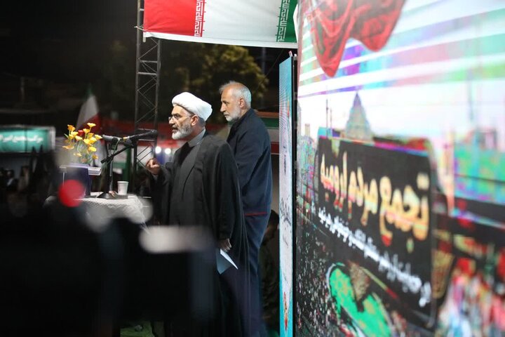 تصاویر/ هفتاد و یکمین شب متوالی؛ نمایش اقتدار مردمی در حمایت از نظام و نیروهای مسلح در ارومیه