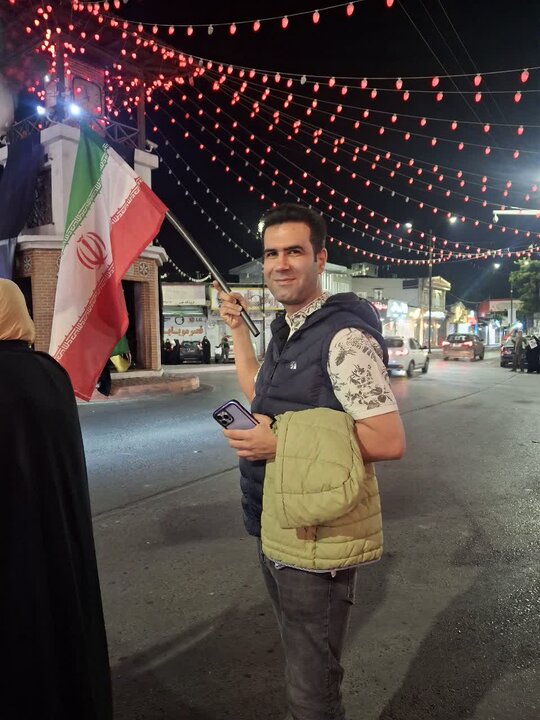 تصاویر/ بیست و نهمین شب پرچم گردانی دور میدان انقلاب در محله ابن سینای امیرکلا