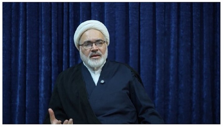 امت اسلامی کی رہبری کسی ایک ملک تک محدود نہیں
