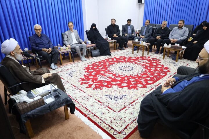 تصاویر/ دیدار اعضای هیئت امنای حوزه خواهران «الزهرا (س)» با نماینده ولی فقیه در استان مازندران