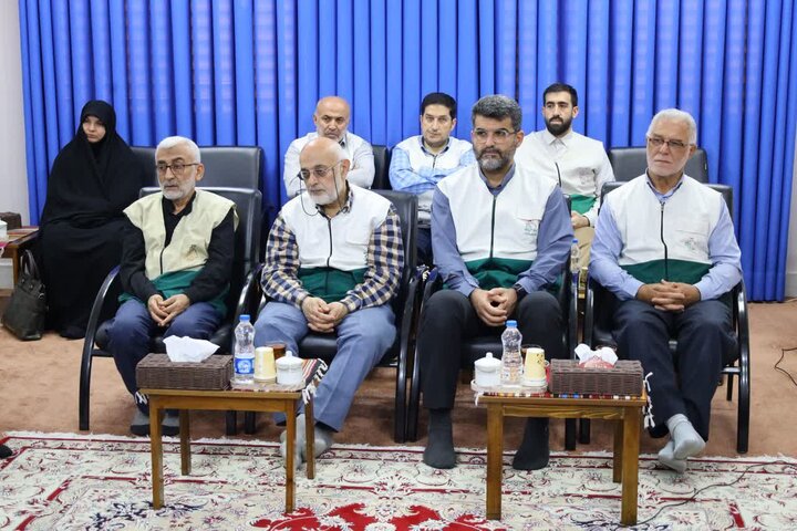 تصاویر/ دیدار اعضای شورای معاونین خادمیاران رضوی با نماینده ولی فقیه مازندران