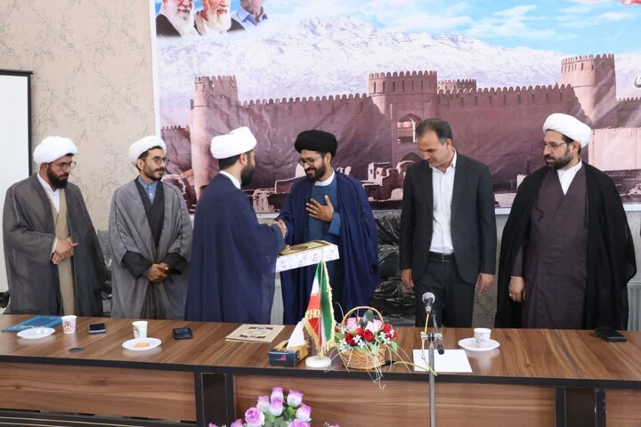 تصاویر/ مدیر اداره تبلیغات اسلامی شهر راین منصوب شد.