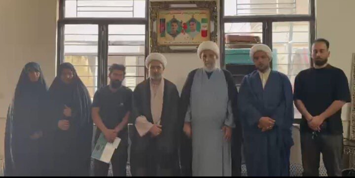 تصاویر/ دیدار نماینده آیت‌الله یعقوبی با خانواده‌های شهدای جنگ تحمیلی سوم در کاشان