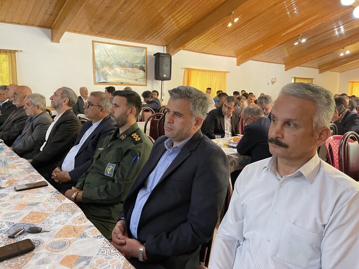 تصاویر / تقدیر از معلمان نمونه بخش کجور با حضور امام جمعه شهرستان نوشهر