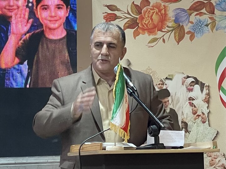 تصاویر / تقدیر از معلمان نمونه بخش کجور با حضور امام جمعه شهرستان نوشهر