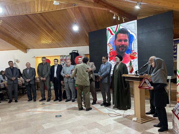 تصاویر / تقدیر از معلمان نمونه بخش کجور با حضور امام جمعه شهرستان نوشهر