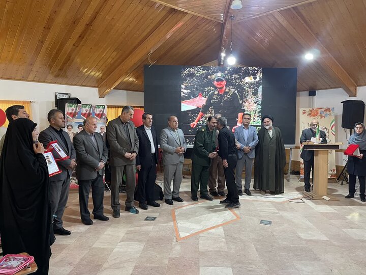 تصاویر / تقدیر از معلمان نمونه بخش کجور با حضور امام جمعه شهرستان نوشهر