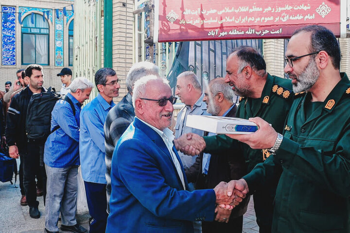 تصاویر/ اعزام اعضای قرارگاه عملیات جهادی «برکت انقلاب» نکا به مناطق آسیب دیده تهران