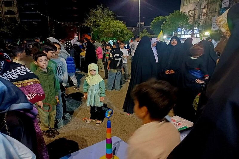 برنامه «زندگی با آیهها» در میدان شهید سلیمانی کنگاور برگزار شد+تصاویر