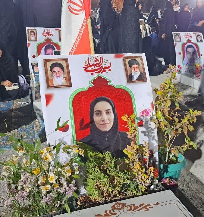 اعزام گروه جهادی شهید همت مدرسه علمیه قشم به منطقه میناب؛ سه روز هم‌نفسی با عطر شهدا
