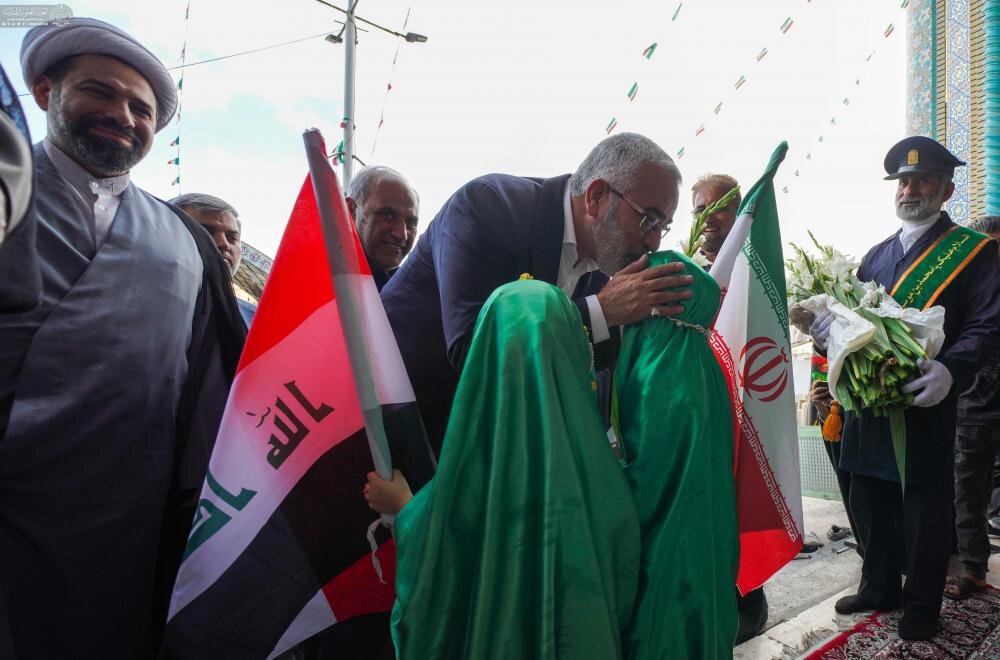 العتبة العلوية تطلق حملة إغاثية في إيران.. الأمين العام للعتبة يترأس وفد الحملة