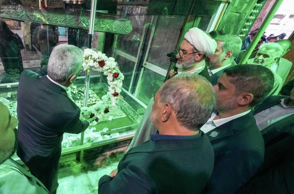 العتبة العلوية تعلن التكفّل بإعادة تذهيب ضريح السيد محمد بن الإمام موسى الكاظم (عليهما السلام) في مدينة دزفول الإيرانية