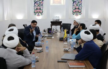 کارگاه آشنایی با اماکن باستانی یزد ویژه حوزویان برگزار شد+ تصاویر