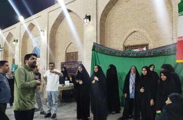 برگزاری تور بازید از بافت تاریخی و مسجد جامع یزد به همت مدرسه علمیه تخصصی امام حسین(ع)