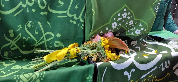 تصاویر/ خدمتگزاری امام جمعه دابودشت در موکب مردمی امام رضا (ع) شهرستان آمل