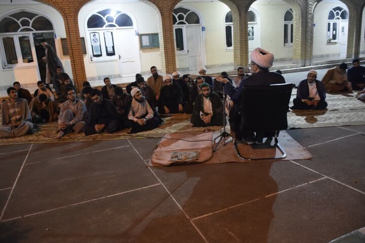 نشست بصیرتی تحلیلی در مدرسه علمیه خاتم الانبیاء (ص) شهرستان بابل
