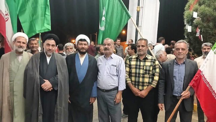 تصاویر/ هفتاد و دومین شکوه میدان داری  دفاع از وطن در نوش آباد